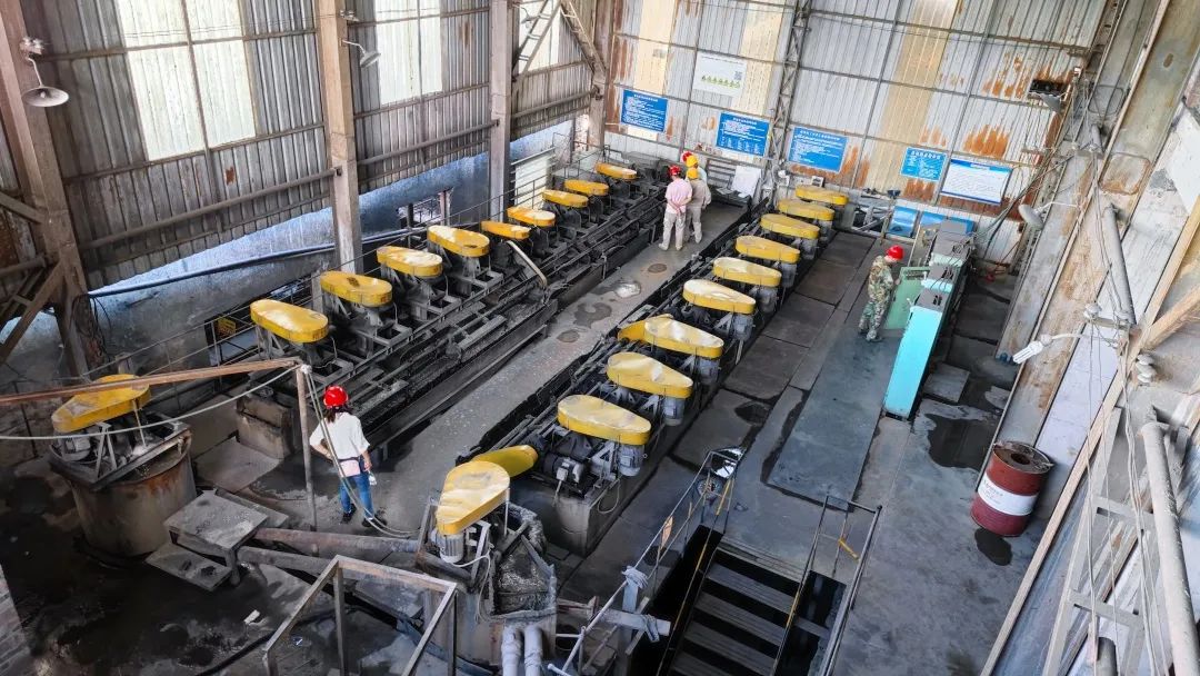 [Customer Return Visit] A Linear Vibrating Screen that has been Working for 34 Years Company news 第7张