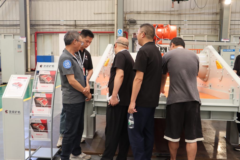 Focusing on Intelligence and the Future! Kunming Ciba Diggings Machinery Co.Ltd New Product Promotion Exchange Conference Was Successfully Held! Company news 第6张