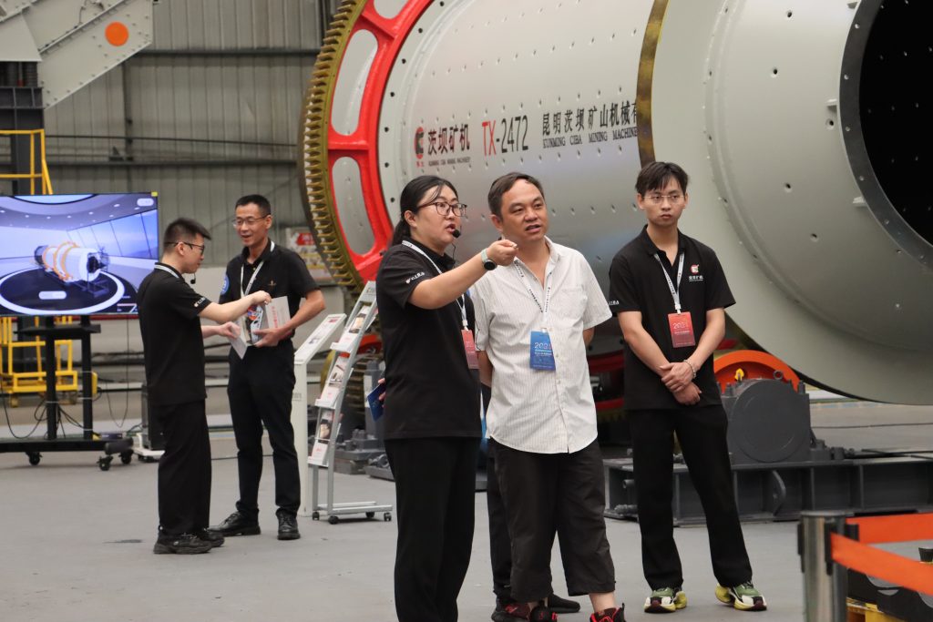 Focusing on Intelligence and the Future! Kunming Ciba Diggings Machinery Co.Ltd New Product Promotion Exchange Conference Was Successfully Held! Company news 第1张