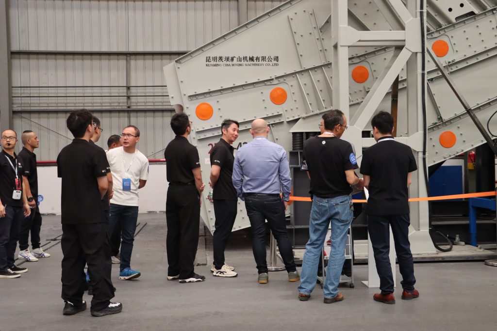 Focusing on Intelligence and the Future! Kunming Ciba Diggings Machinery Co.Ltd New Product Promotion Exchange Conference Was Successfully Held! Company news 第7张