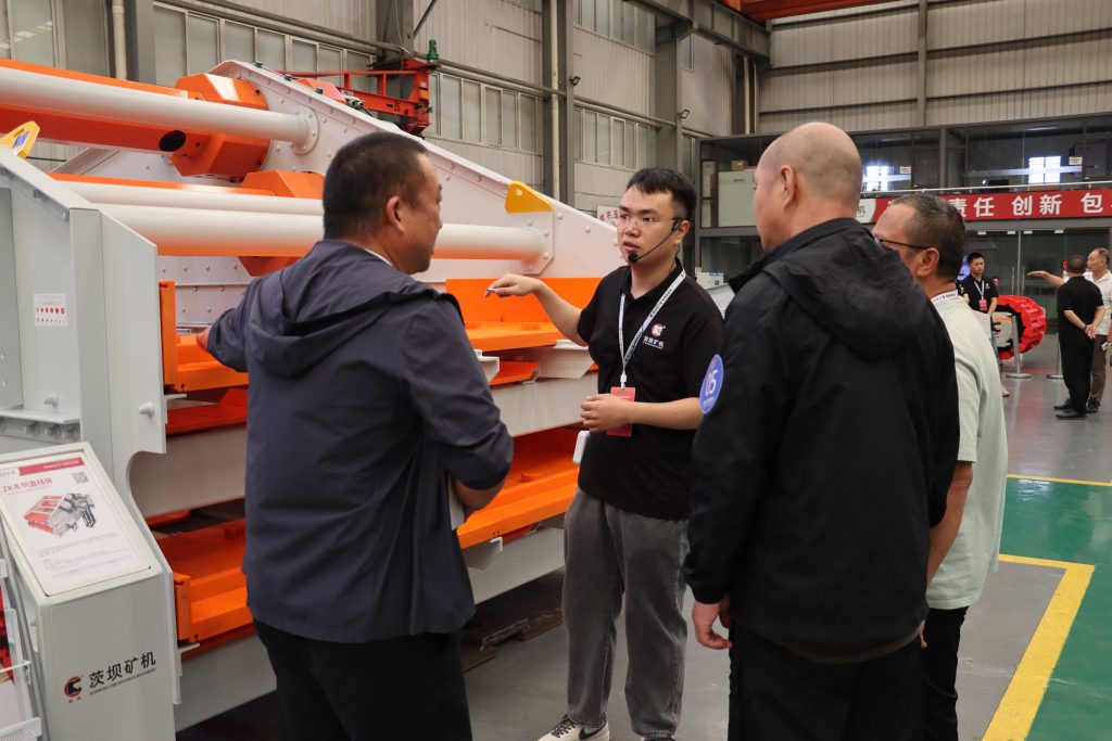 Focusing on Intelligence and the Future! Kunming Ciba Diggings Machinery Co.Ltd New Product Promotion Exchange Conference Was Successfully Held! Company news 第3张